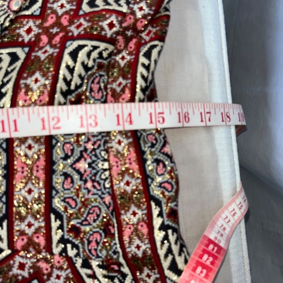 Vintage brocade blazer (S) with metallic gold threads. - Picture 9 of 16